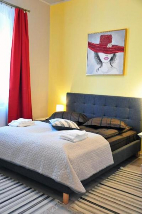 Noris Apartments